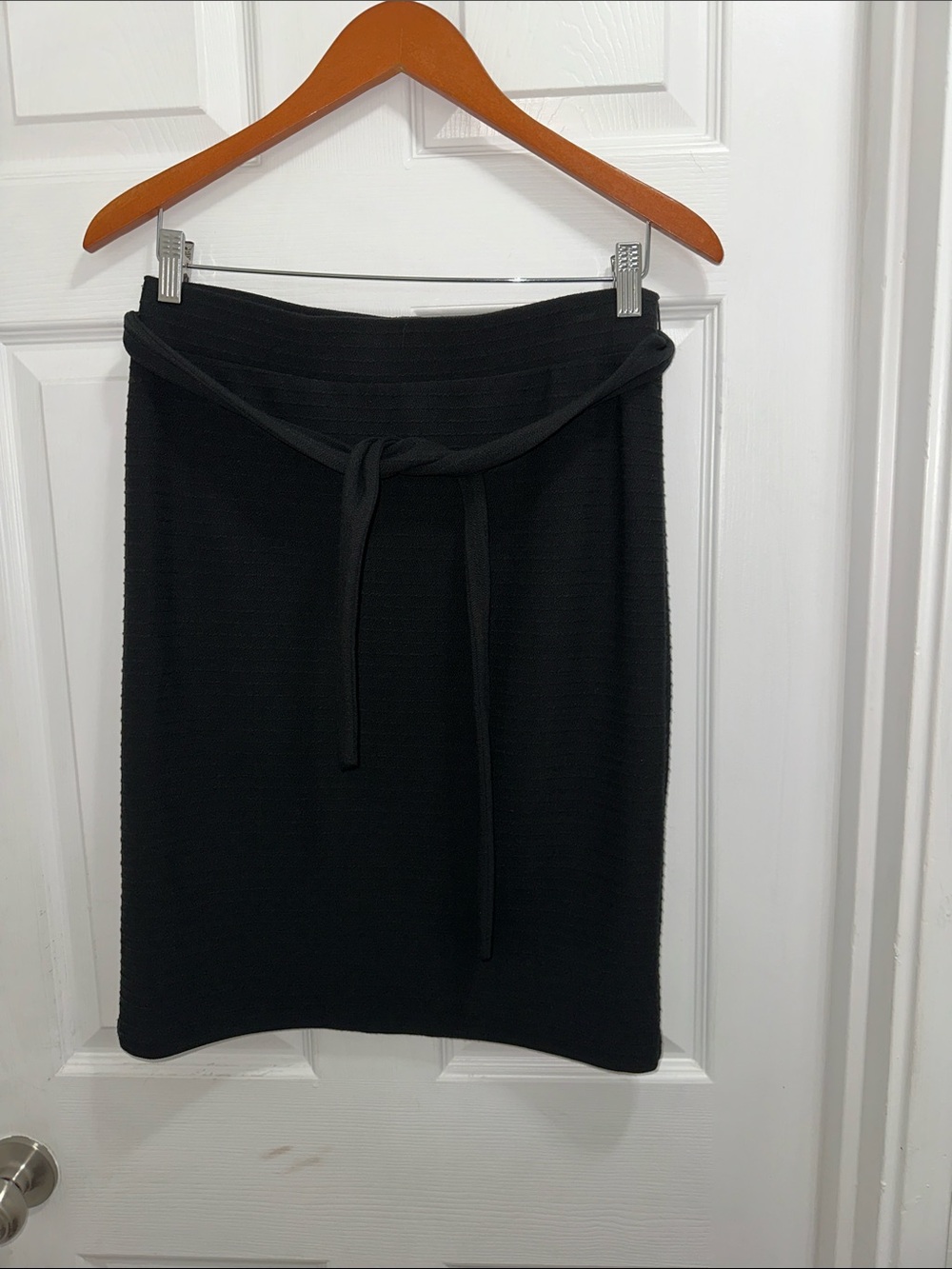 LOFT Black Knit Tie-Waist Pencil Skirt NWT